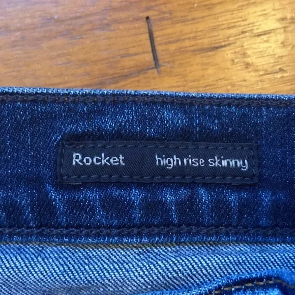 Citizens of Humanity Distressed Rocket High Rise Skinny Jeans 24 - Picture 14 of 16